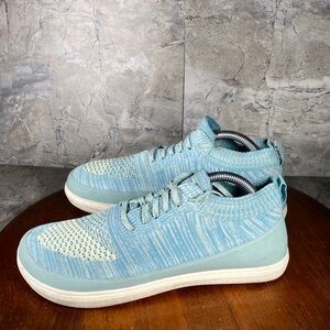 Altra Vali Women’s Size 9.5 Teal Blue Athletic Shoes